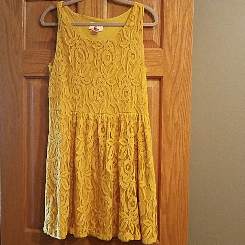 Size L Moulinette Soeurs Dress